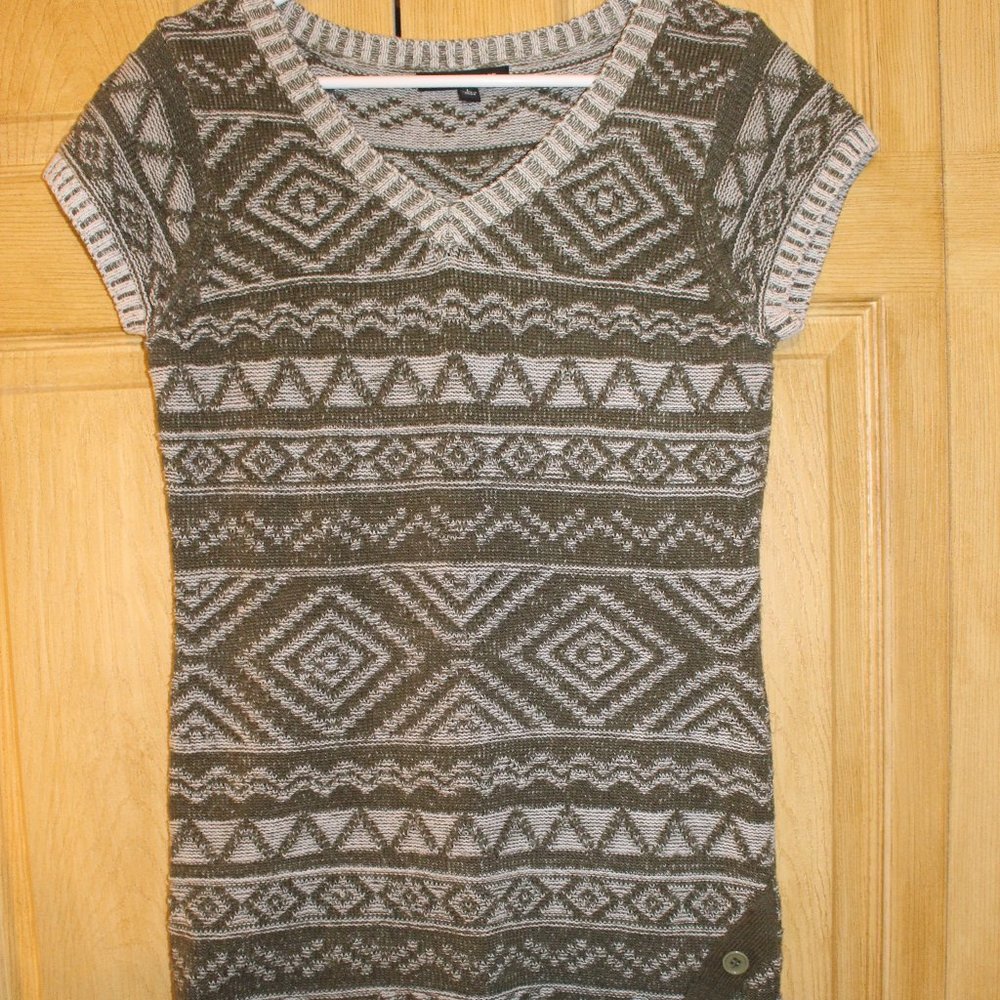 Samantha Rose short sleeve sweater dress